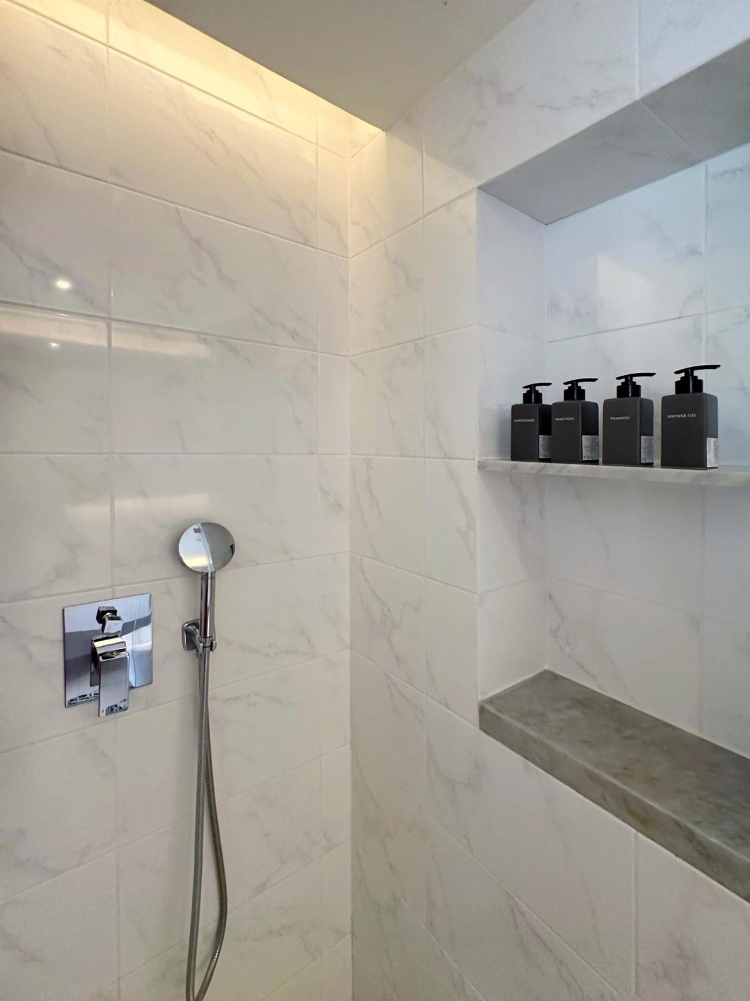 The Aristo-2-803 Apartment Phuket Bagian luar foto